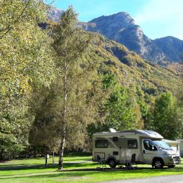 emplacements de camping été ou caravaneige hiver